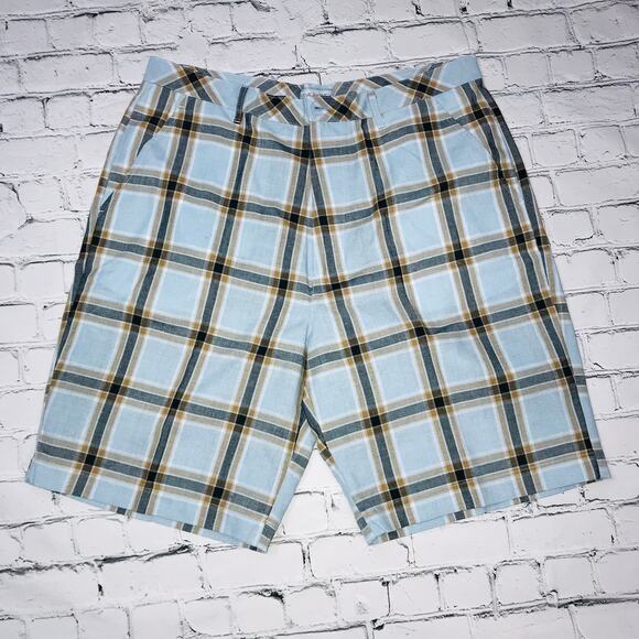 Steve Harvey Other - Steve Harvey Plaid Linen Short